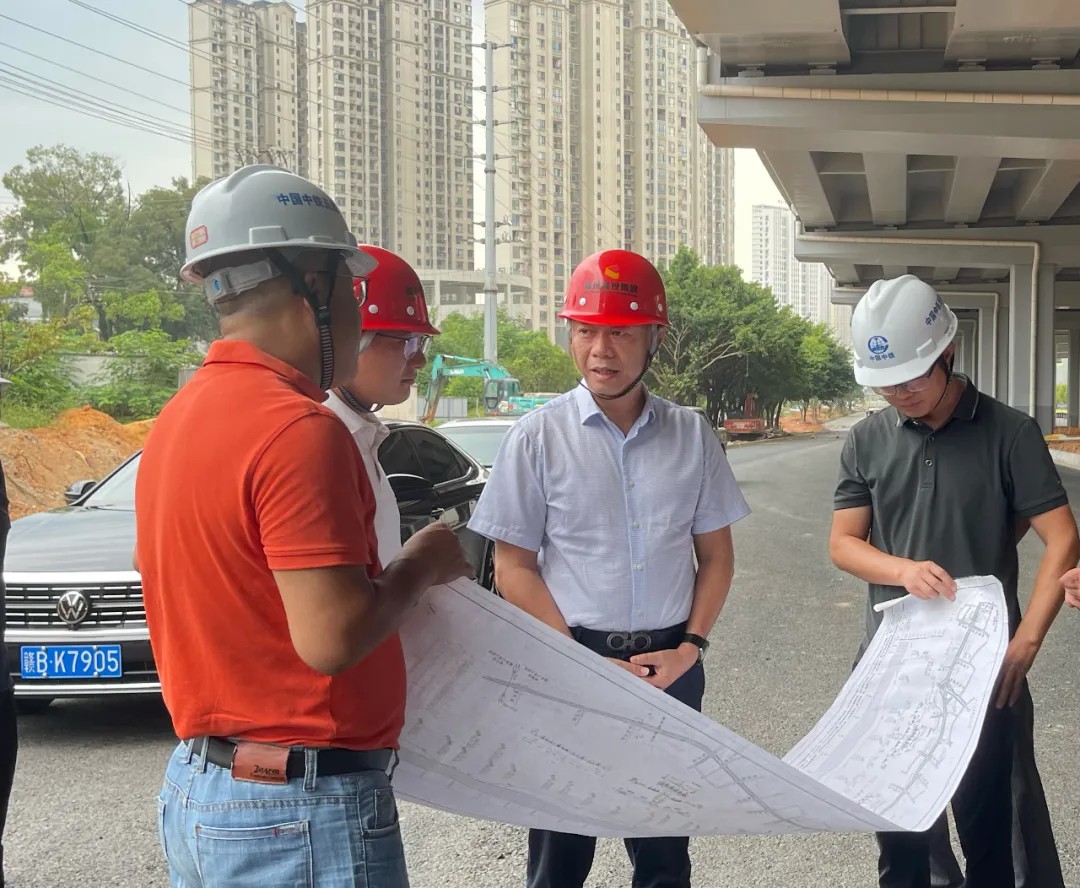 1727658487622335.jpg 091302.jpg